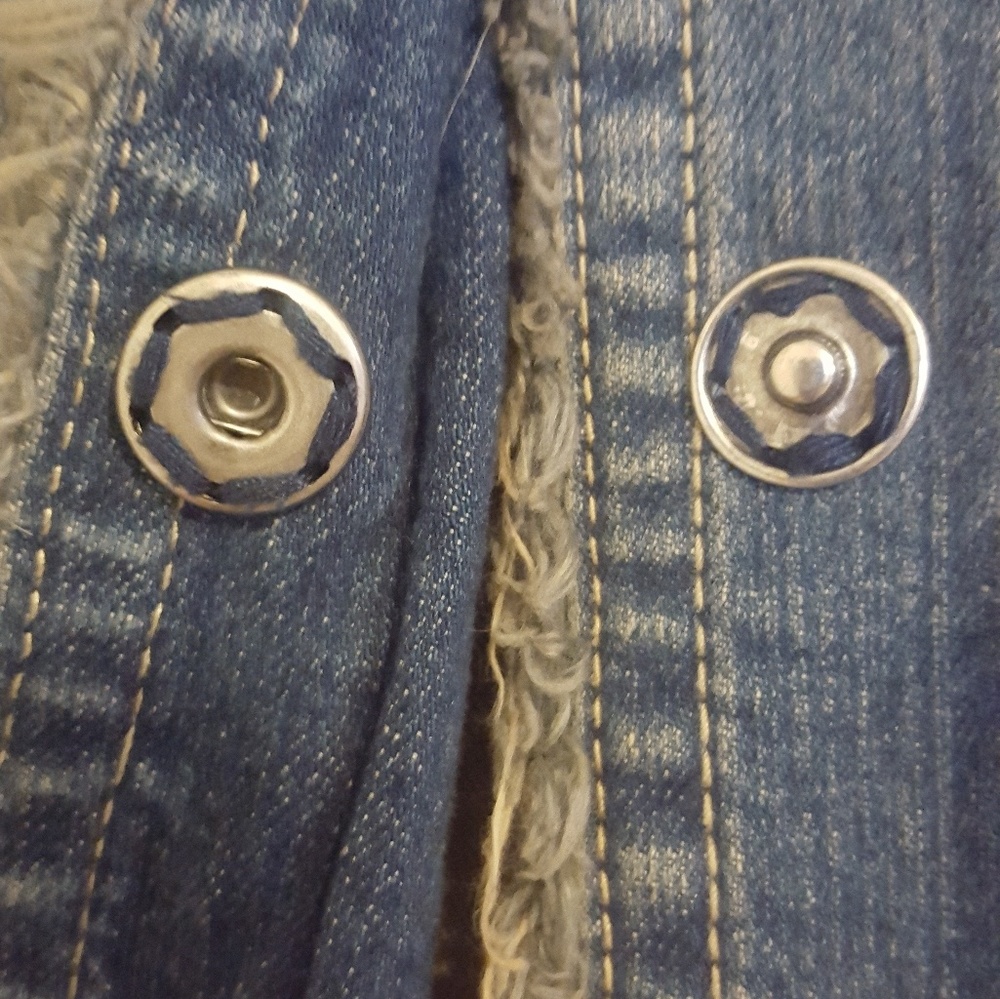 Fitted denim jacket - Picture 3 of 6